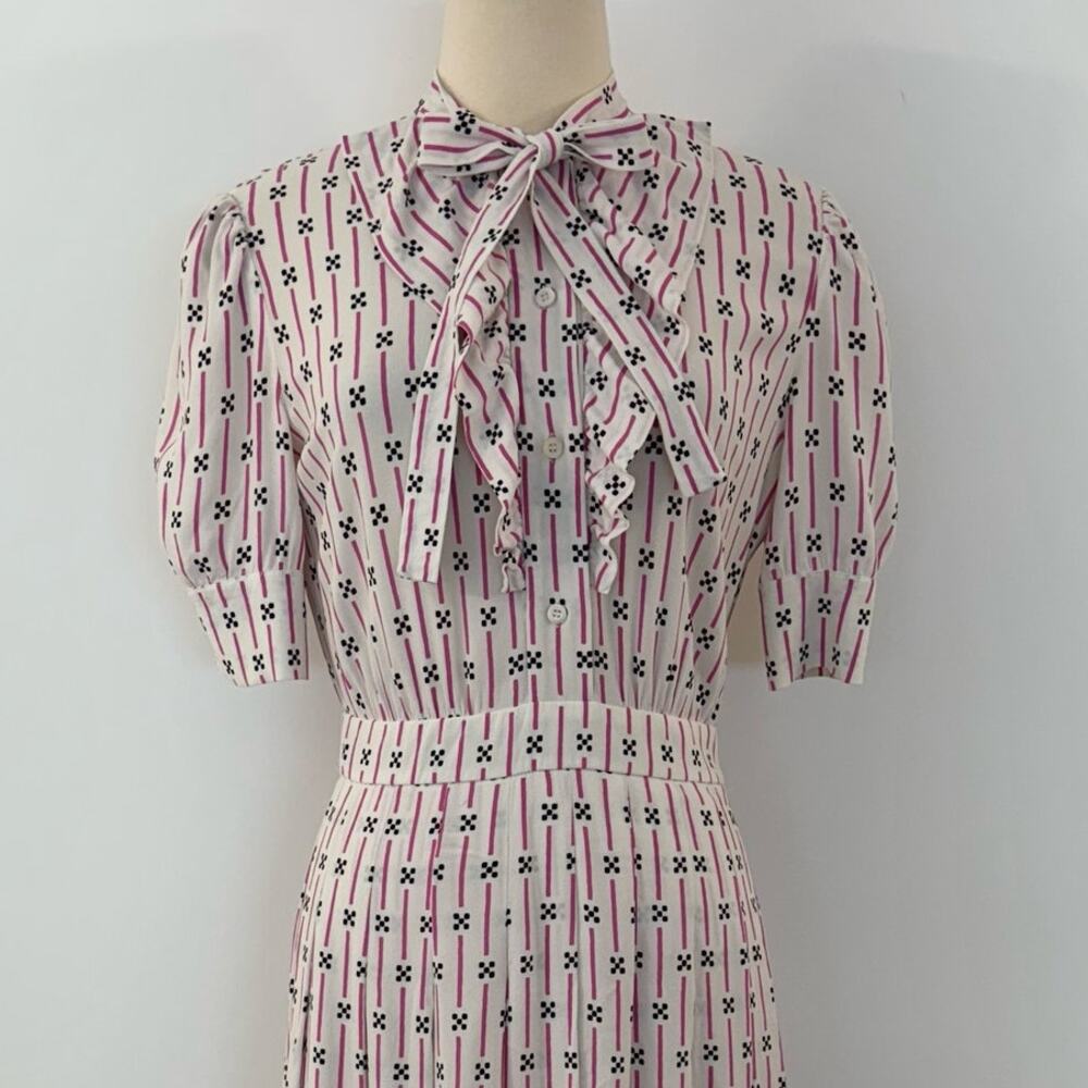 Prada Short-Sleeve Pleated Dress Knee-Length White Pink Striped Print 40 (US 4) - Picture 2 of 16